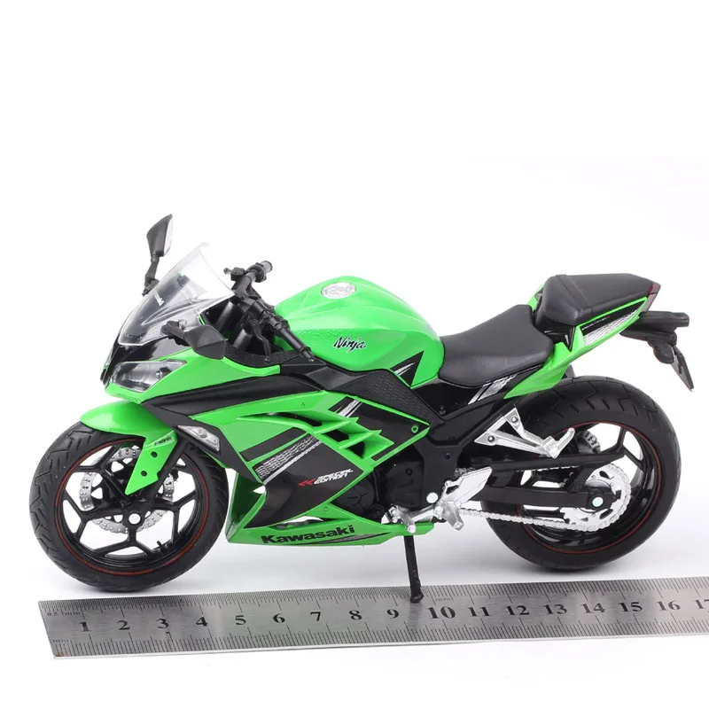 Kawasaki Ninja 250R SE 2013  1:12