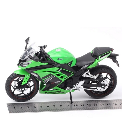 Kawasaki Ninja 250R SE 2013  1:12