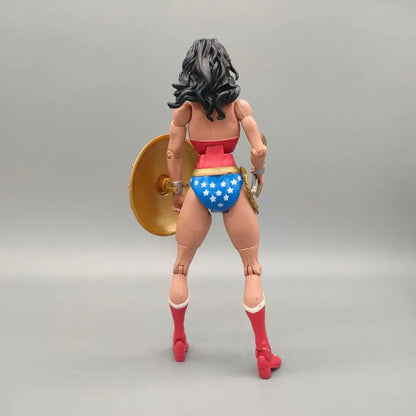 DCU Universe Classics Wonder Woman 6"