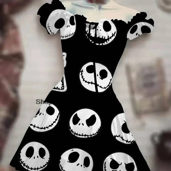 Vestido largo negro de noche con diseños temáticos