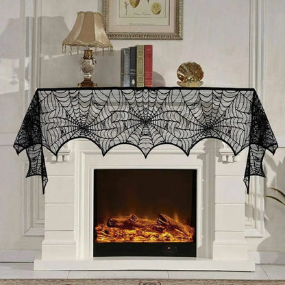 Mantel negro con encaje de telaraña, calavera y esqueleto