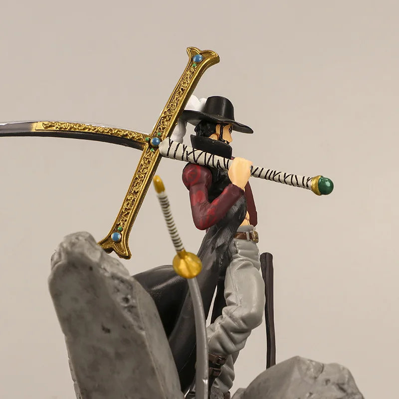 Figura de acción de ONE PIECE, Dracule Mihawk, colecciónable, tamaño 15cm.