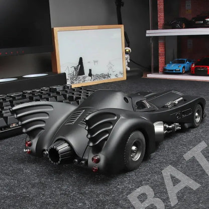 Batmobile con luz y sonidos 1989, escala 1:18.