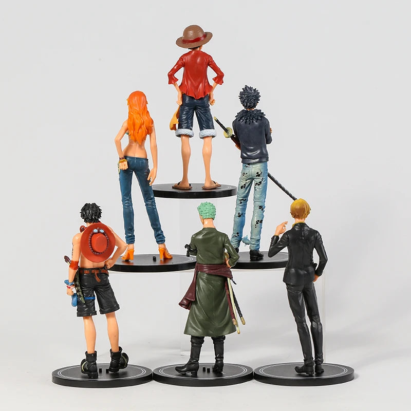 Figuras de colección One Piece. Kit de 6 personajes.