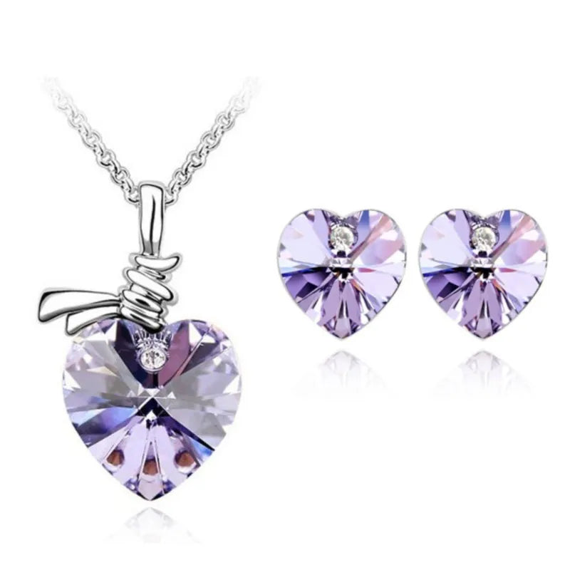 Conjunto colgante de corazón de cristal