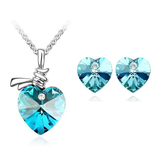 Conjunto colgante de corazón de cristal