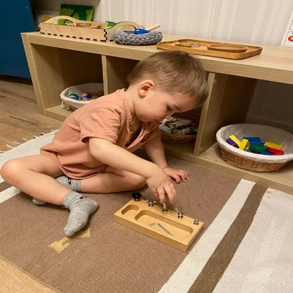 Juego de tornillos Montessori para niños