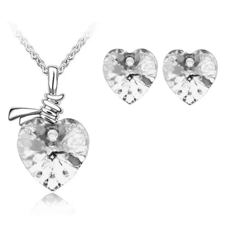 Conjunto colgante de corazón de cristal